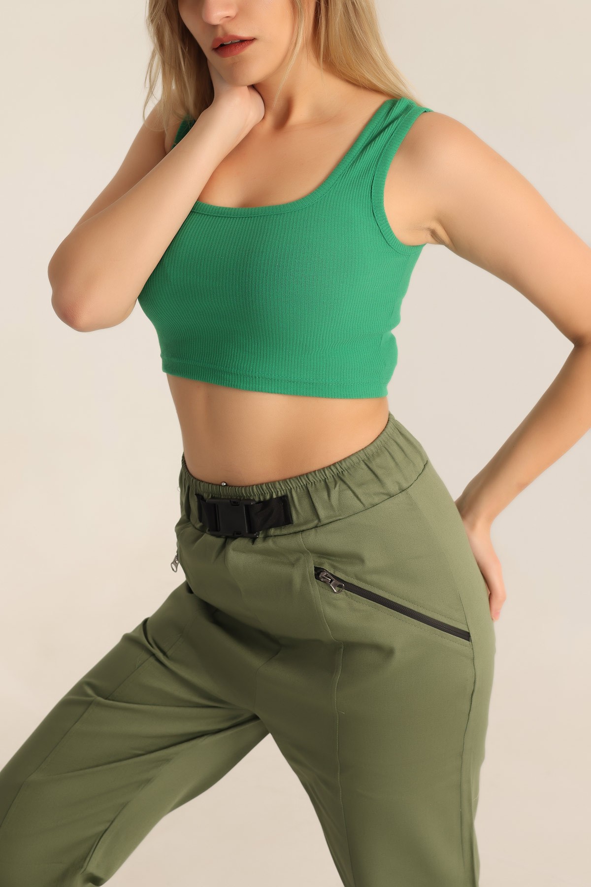 Yeşil Likralı Fitilli Crop Atlet 180253
