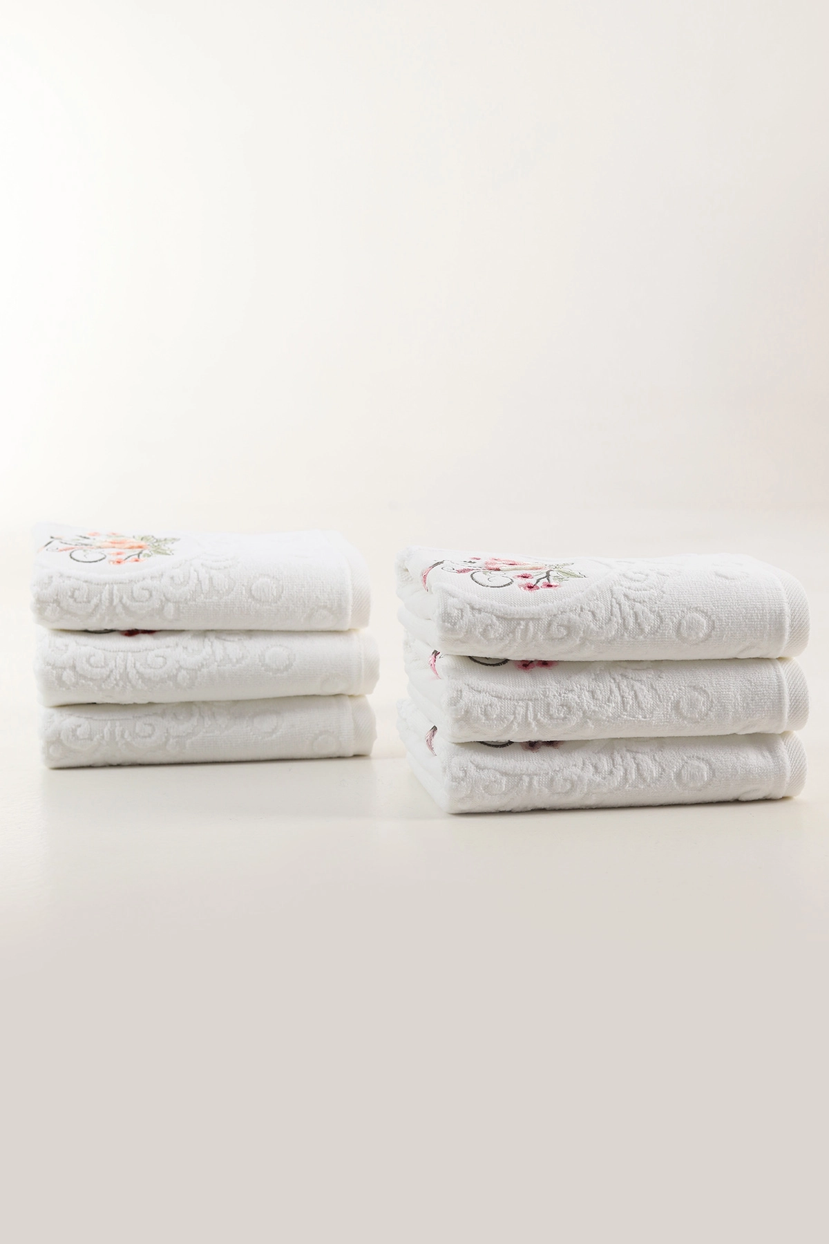 YoncaGül 50x90 Cm Kadife Jakarlı 3D Nakışlı El Havlusu 6'lı 446674