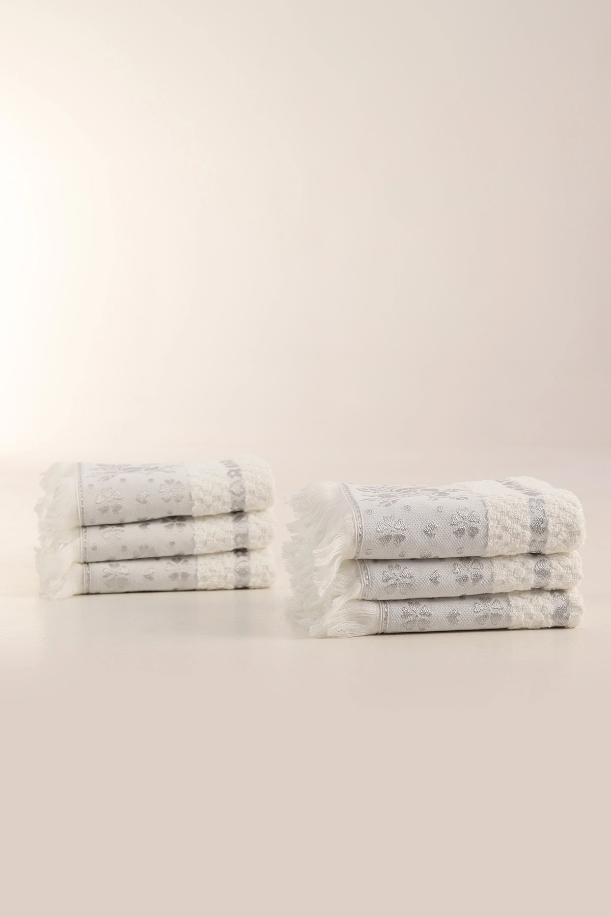 Yoncagül 50x90 Cm Saçaklı Jakarlı 6'lı El Havlusu Seti 434674