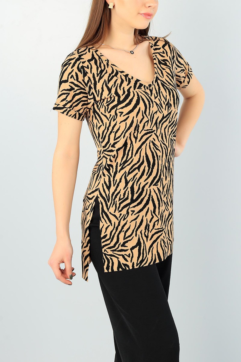 Zebra Deseni Yırtmaçlı Bayan Tişört 61066