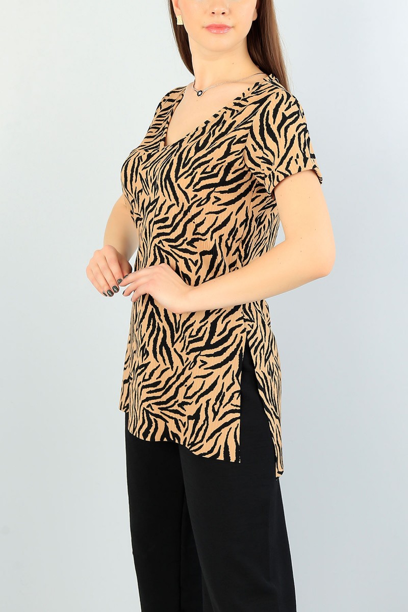 Zebra Deseni Yırtmaçlı Bayan Tişört 61066