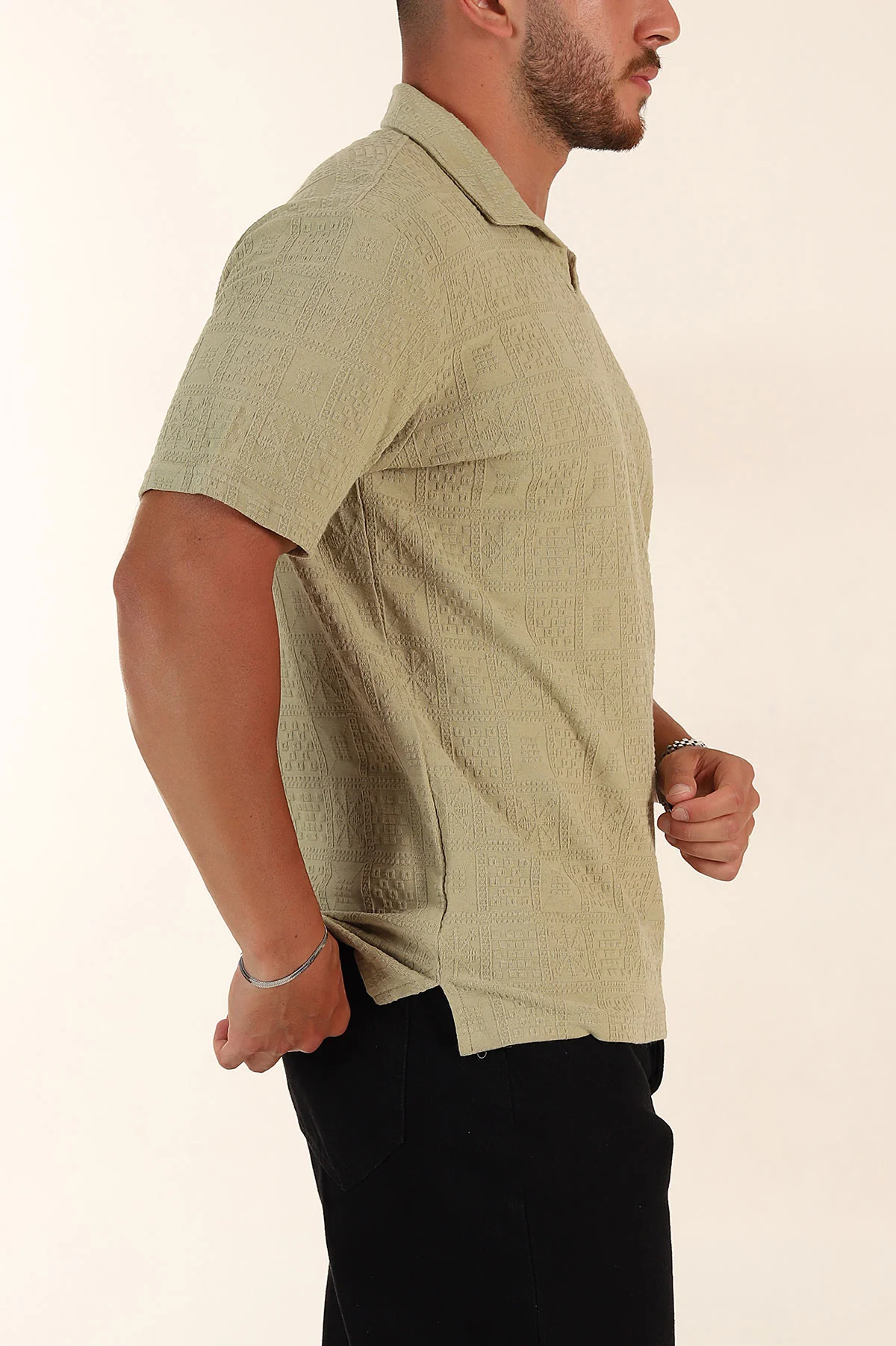 Zeytin Relaxed Fit Kabartma Desenli Patlı Polo Yaka Erkek Tişört 358023