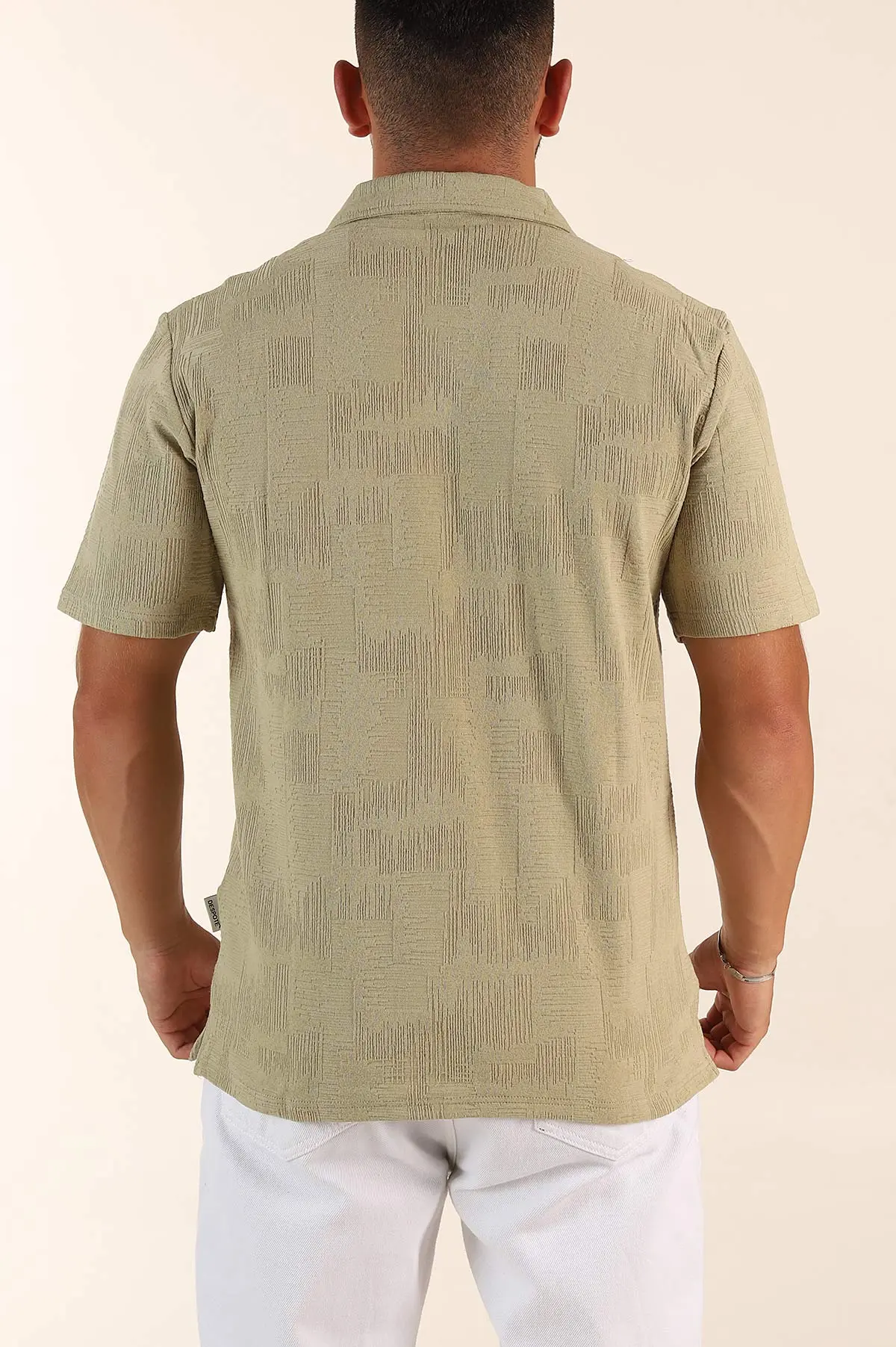 Zeytin Relaxed Fit Kabartma Desenli Patlı Polo Yaka Erkek Tişört 358100