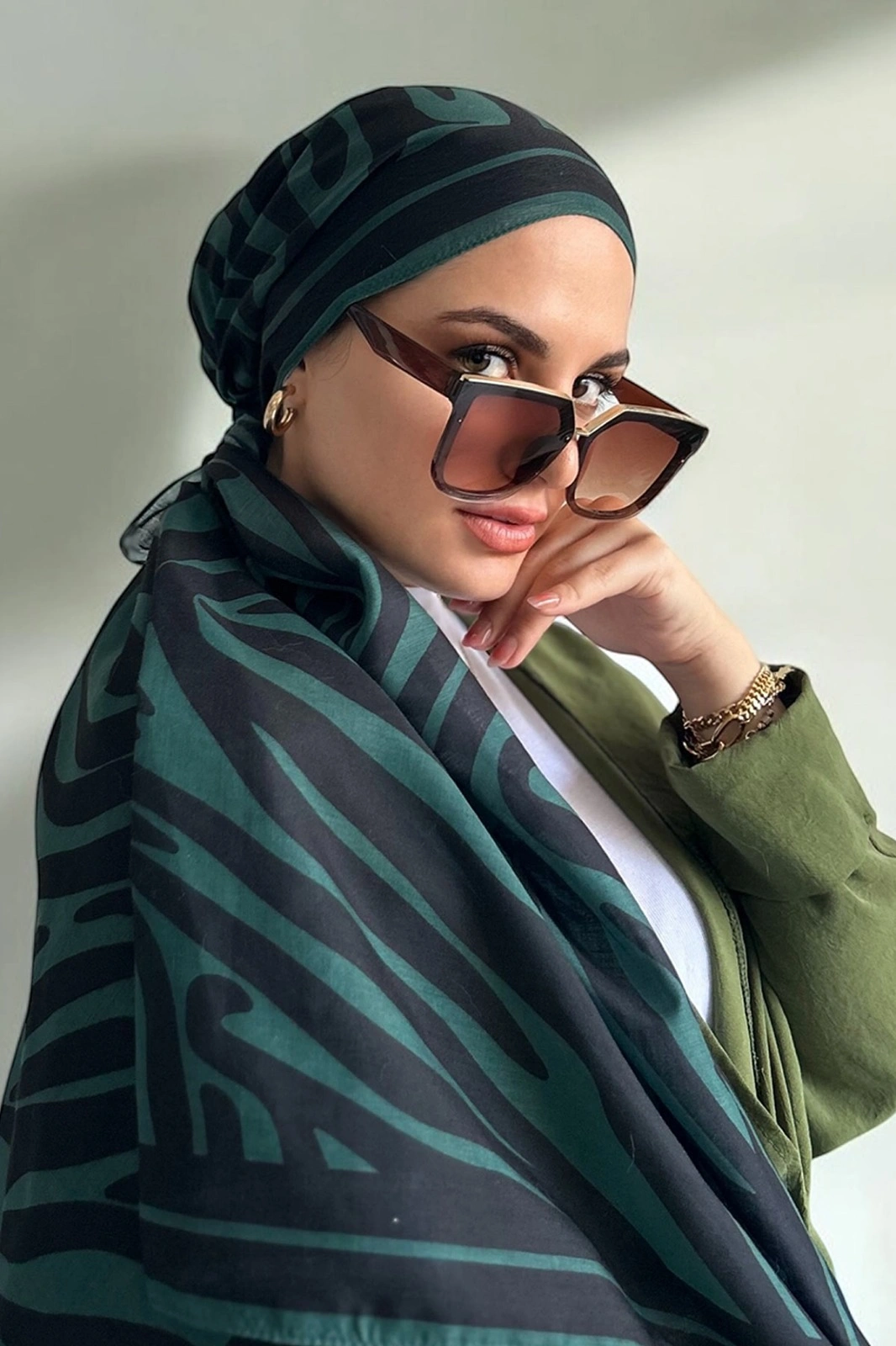 Zümrüt Yeşili 90x90 Cm Dijital Baskı Zebra Desenli Pamuk Eşarp 364706