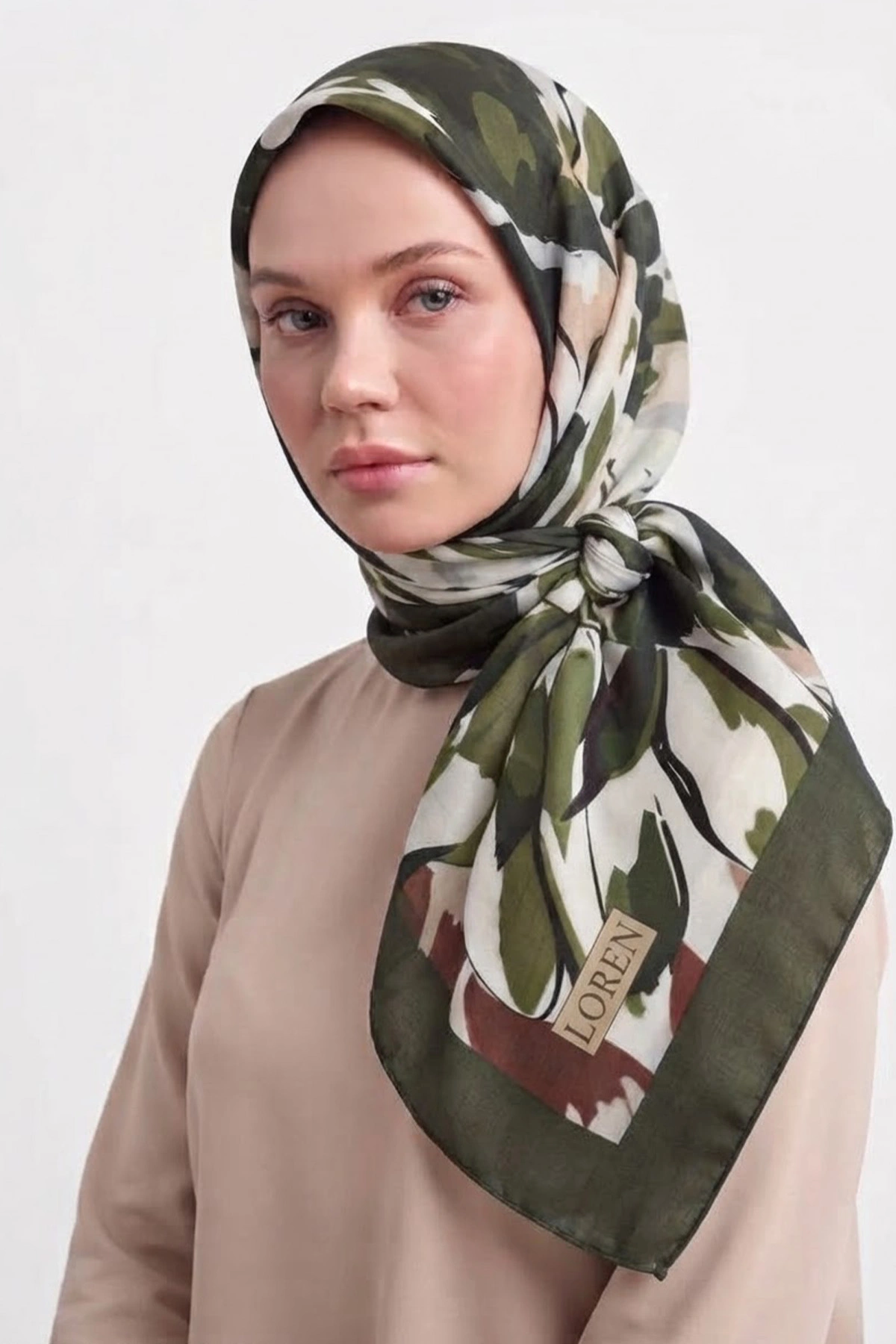 Zümrüt Yeşili 90x90 Cm Dijital Baskılı Magnolia Desen Soft Eşarp 498587