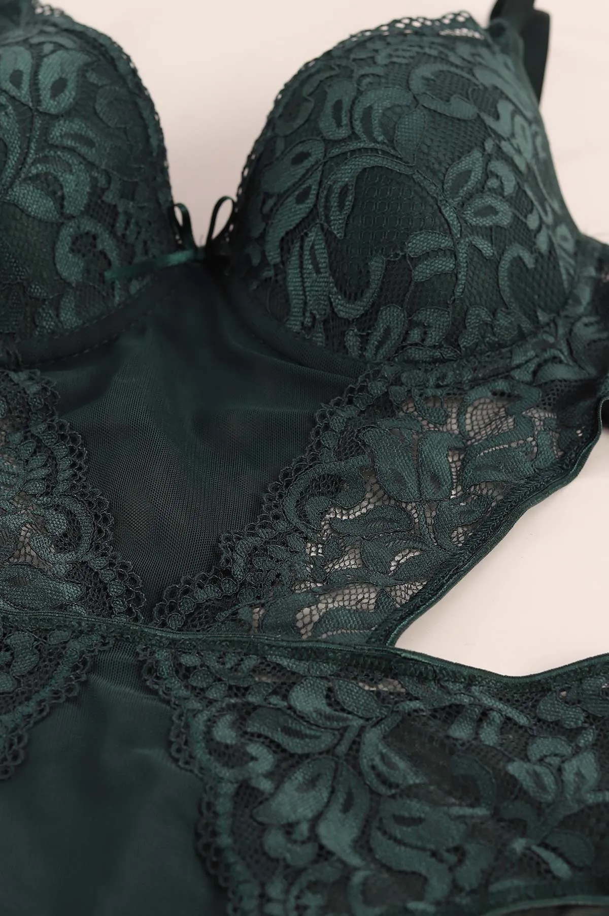 Zümrüt Yeşili Dantel İşlemeli Destekli Bodysuit 417269
