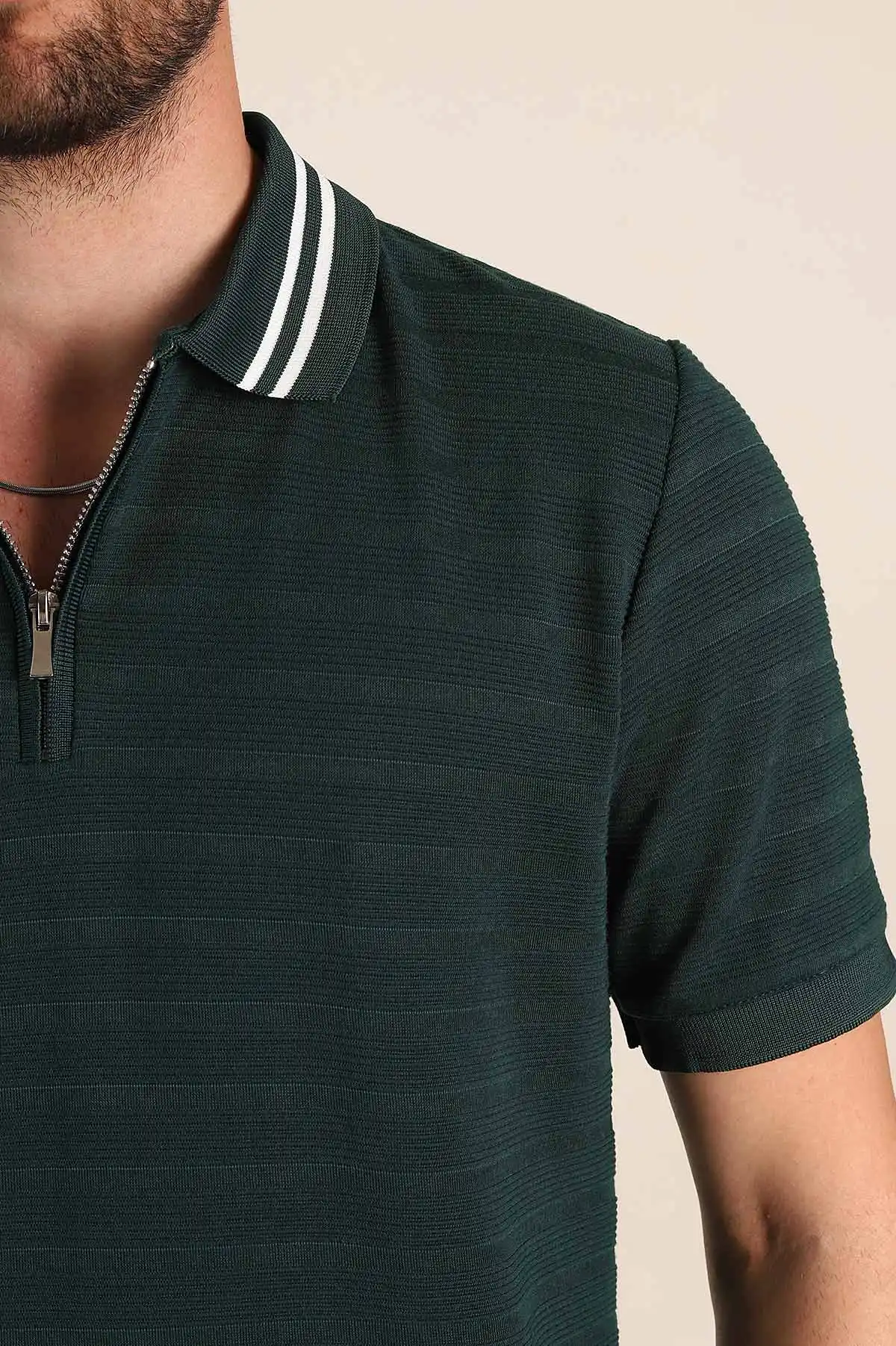 Zümrüt Yeşili Regular Fit Çizgi Dokulu Fermuarlı Polo Yaka Erkek Triko Tişört 370051