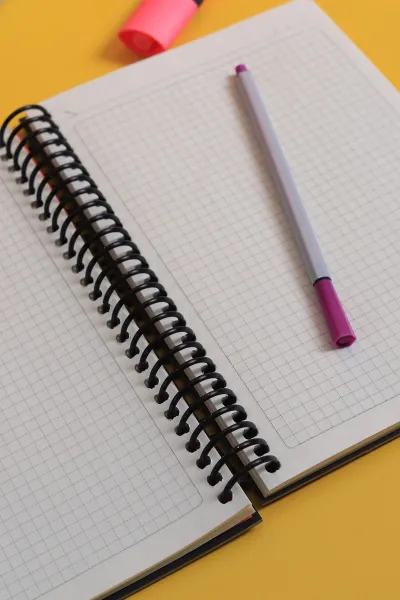 17x24 Tokaç Sert Kapak Lazer Kesim Kareli Defter 100 Yaprak 296440