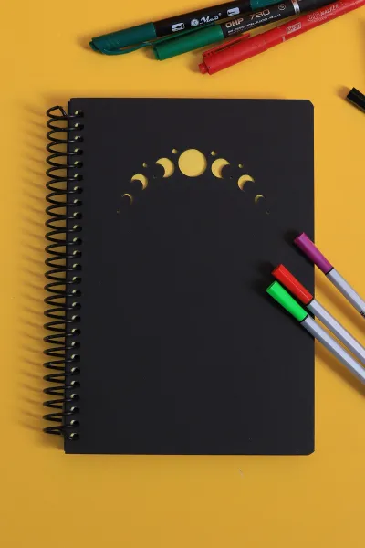 17x24-tokac-sert-kapak-lazer-kesim-kareli-defter-100-yaprak-296442