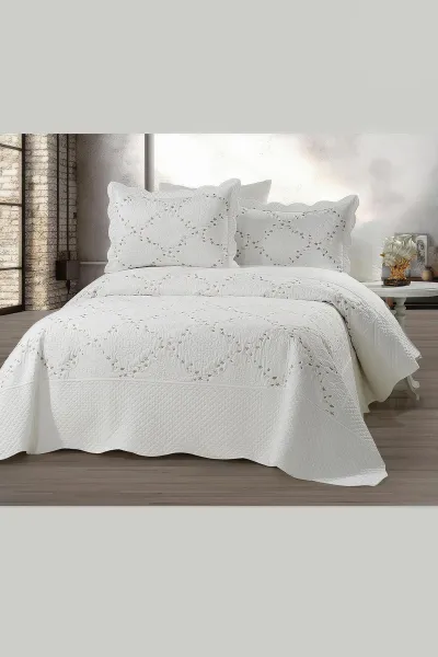 250X260 Cm Toyo Çift Kişilik Renkli Jakarlı Nakışlı Yatak Örtüsü 349871