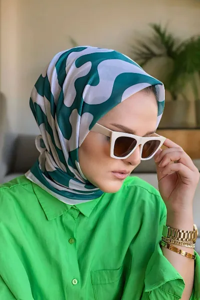 90x90 Baskılı El Dikimi Soft Eşarp 278551