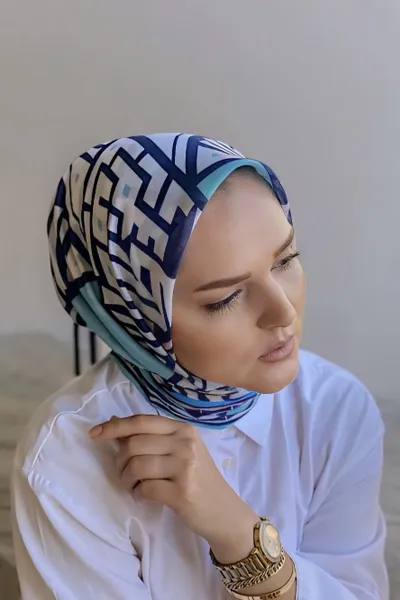 90x90 Baskılı El Dikimi Soft Eşarp 278555