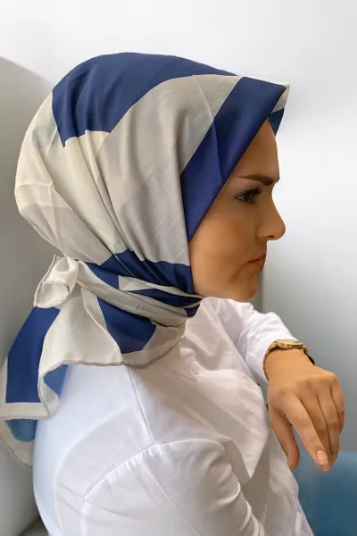 90x90 Baskılı El Dikimi Soft Eşarp 300837