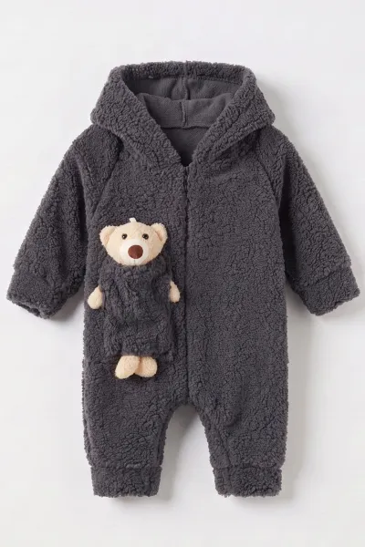 antrasit-1-3-yas-ayi-oyuncakli-kapusonlu-unisex-cocukbebek-pelus-tulum-495650