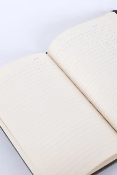 Antrasit 13x21 Cm Tokaç Thermo Kapak Tokalı 80 Yaprak Çizgili Defter 387584