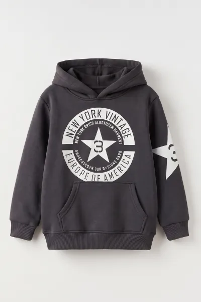 Antrasit (4-12 Yaş) Yazı Baskılı Kanguru Cepli ve Kapüşonlu 3 İp Şardonlu Erkek Çocuk Sweatshirt 497559
