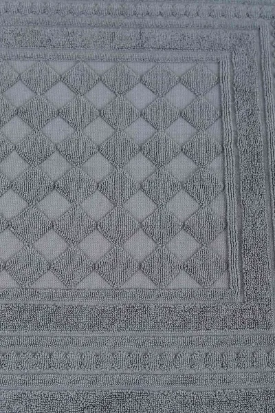 Antrasit 50x70 Cm Piramit Desenli Jakarlı Ayak Havlusu 448887