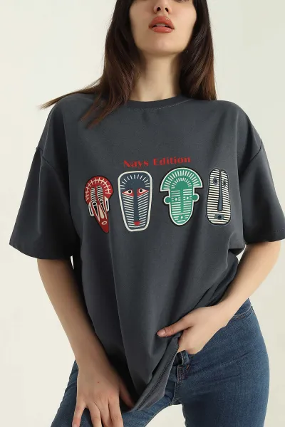 antrasit-baskili-iki-ip-kadin-oversize-tisort-356681
