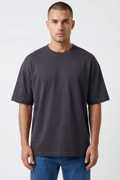 antrasit-oysho-kumas-oversize-bisiklet-yaka-erkek-tisort-438913