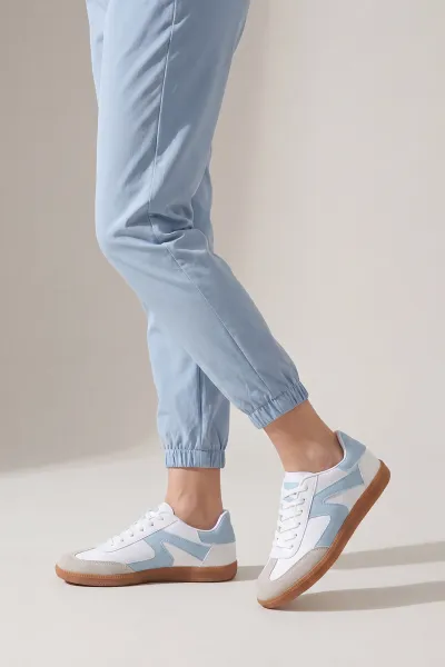 Bebe Mavisi Beyaz Bağcıklı Kadın Spor Ayakkabı 455540