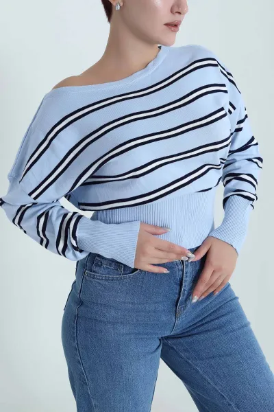 Bebe Mavisi Çizgili Kayık Yaka Kadın Triko Kazak 483814