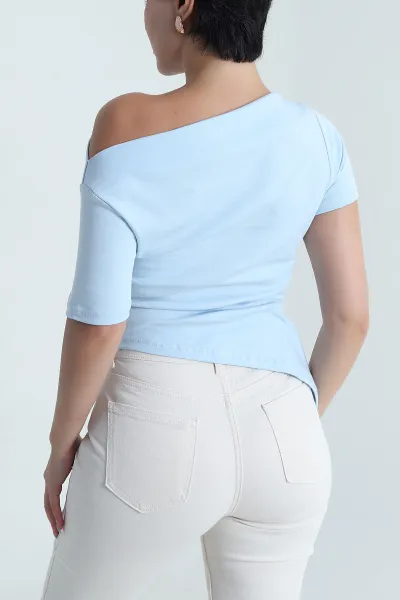 Bebe Mavisi Degaje Yaka Büzgülü Yırtmaçlı Bluz 481567