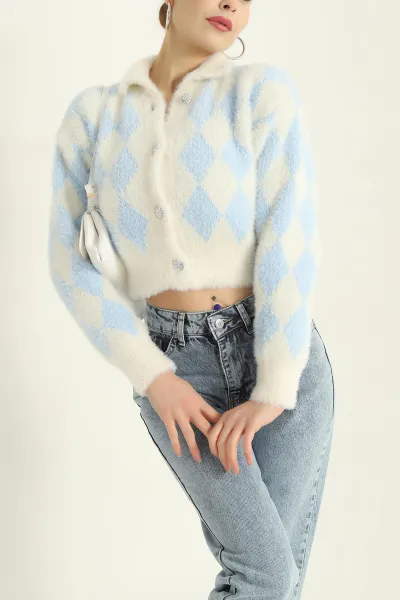 bebe-mavisi-dugmeli-sakalli-desenli-triko-329967