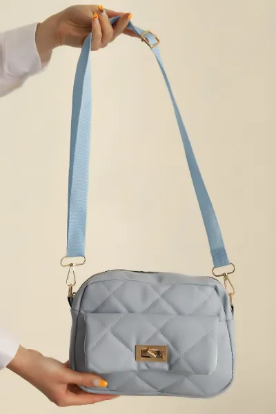 Bebe Mavisi Kapitone Kilit Kapaklı Omuz Çantası 267254