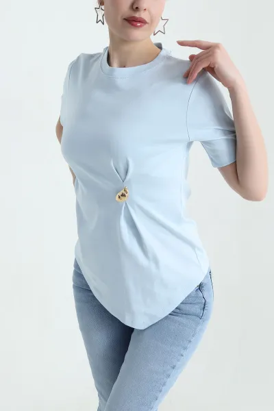 bebe-mavisi-tokali-tasarim-kadin-tisort-435178