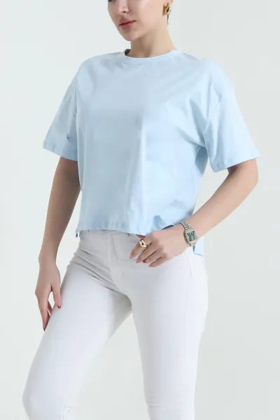 Bebe Mavisi Yanı Yırtmaçlı Kadın Tişört 435438