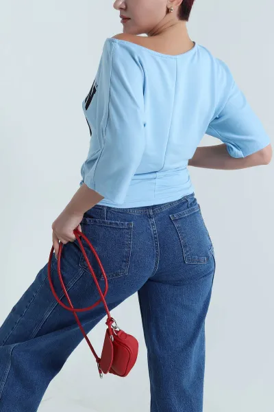 Bebe Mavisi Yarasa Kol Baskılı Kadın Kristal Bluz 483247