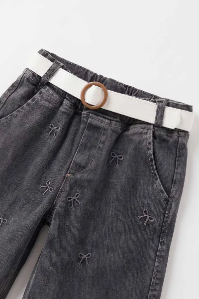 Bej (1-5 Yaş) Fitilli Bodyli Leopar Peluş Yelekli Nakışlı Kot Pantolonlu Kız Çocuk 3lü Takım 495750