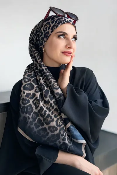 bej-90x90-cm-dijital-baski-leopar-desenli-pamuk-esarp-367895