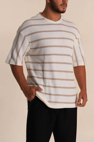 bej-cizgili-oversize-jakarli-delikli-erkek-triko-tisort-267399