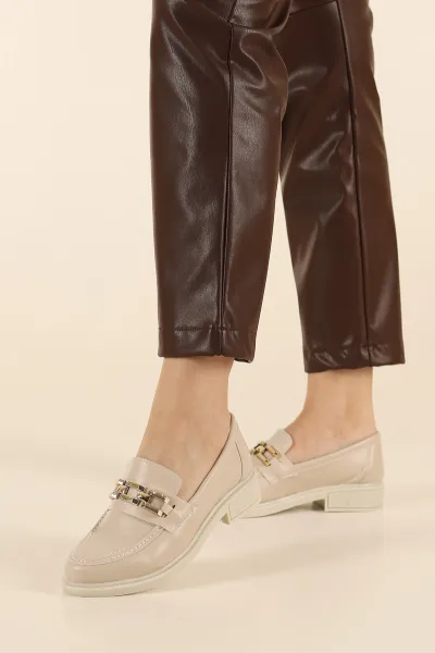 Bej Gold Zincirli Kadın Loafer Ayakkabı 311332