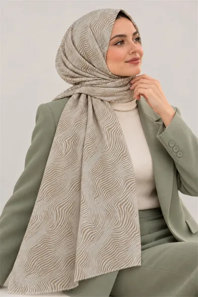 Bej İthal Çift Tarafı Baskılı Yumuşak Dokulu Çizgi Desenli Püsküllü Kadın Şal 90x180 cm 498744