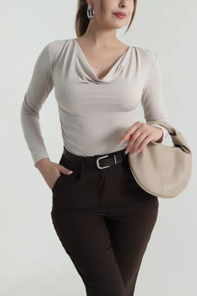 bej-onu-dokumlu-sandy-kadin-bluz-486971