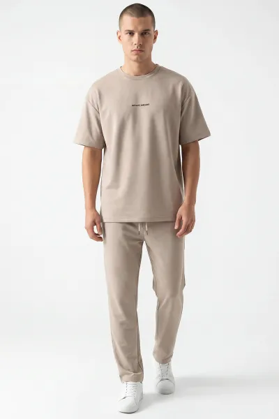 bej-oysho-kumas-oversize-bisiklet-yaka-erkek-ikili-takim-445190