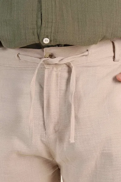 Bej Relaxed Fit Müslin Keten Bel Arkası Lastikli Erkek Şort 386177