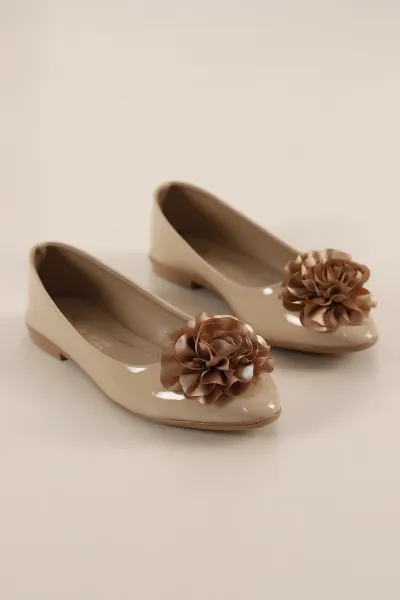 Bej Rugan Gül Tasarımlı Kadın Babet Ayakkabı 359612