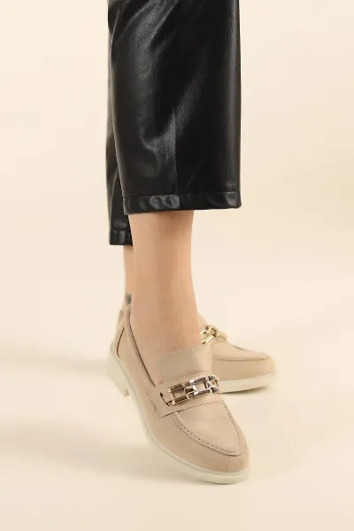 Bej Süet Gold Zincirli Kadın Loafer Ayakkabı 301592
