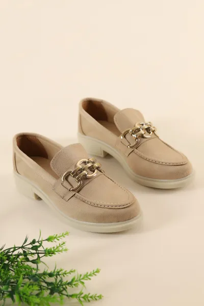 Bej Süet Gold Zincirli Kadın Loafer Ayakkabı 301593