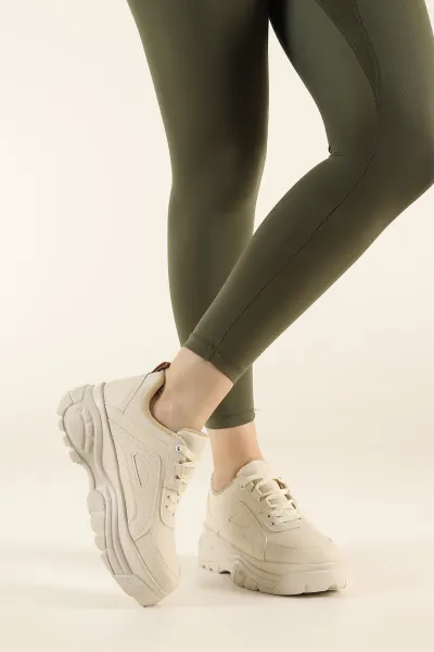Bej Yüksek Taban Spor Ayakkabı 235652