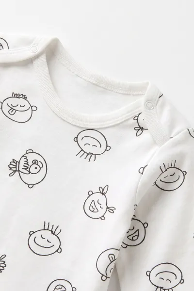 Beyaz (0-3 Yaş)  Sevimli Surat Desenli Uzun Kol Bebek &Çocuk Çıtçıtlı Badi 482412