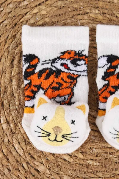 Beyaz (0-6 Ay) Nakış Oyuncaklı Erkek Bebek Çorap 467465