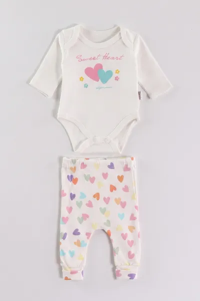 Beyaz (0-9 Ay)Kalp Baskılı Çıt Çıtlı Badili Kız Bebek Takım 477397