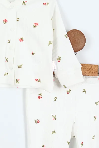 Beyaz (0-9 Ay)Lale Desenli Önü Çıtçıtlı Kız Bebek Pijama Takımı 375225