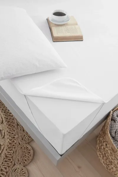 Beyaz 100x200 Sıvı Geçirmez Nefes Alabilen Yatak Koruyucu Tek Kişilik 279562