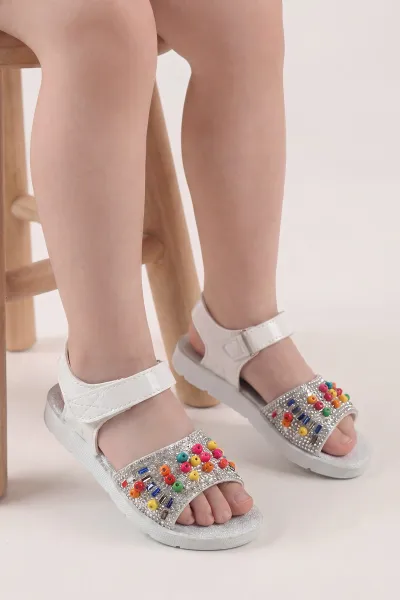beyaz-26-30-tasli-boncuk-detayli-kiz-cocuk-sandalet-462817