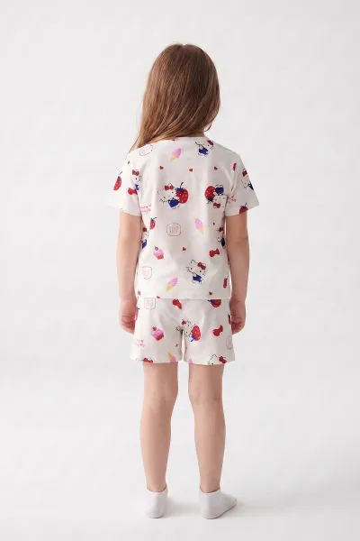 Beyaz (3-8 Yaş)Karakter Desenli Şortlu Kız Çocuk Pijama Takımı 461467